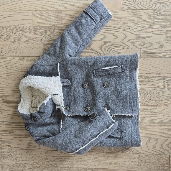 Zara Other - Zara boys/girls sherpa coat size 4-5